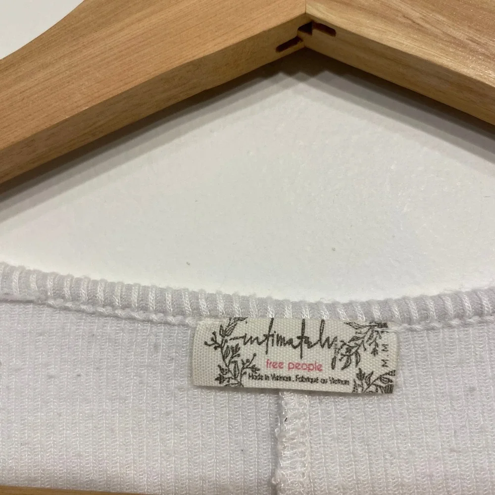 Free People‎ Keep It Basic Layering Top White Ribbed Henley Long Sleeve Medium